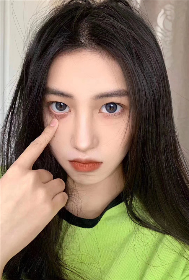 女生脸上有这4个特征属于天生的美人胚子越看越惊艳