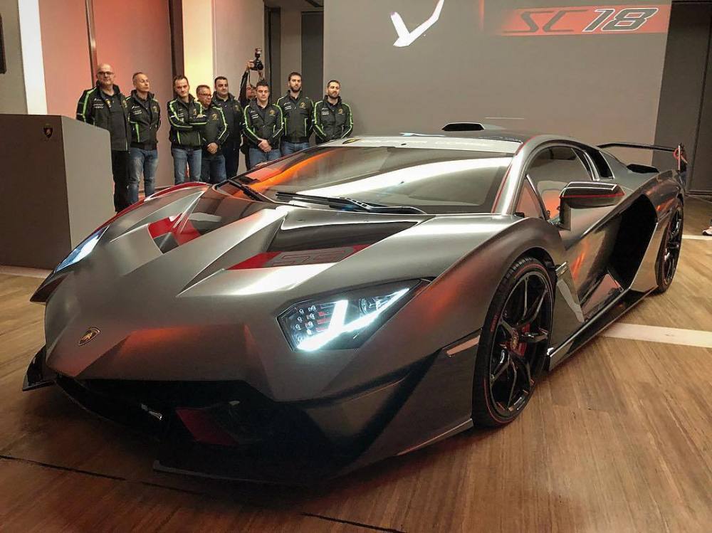 全球唯一6000万兰博基尼交车现场!