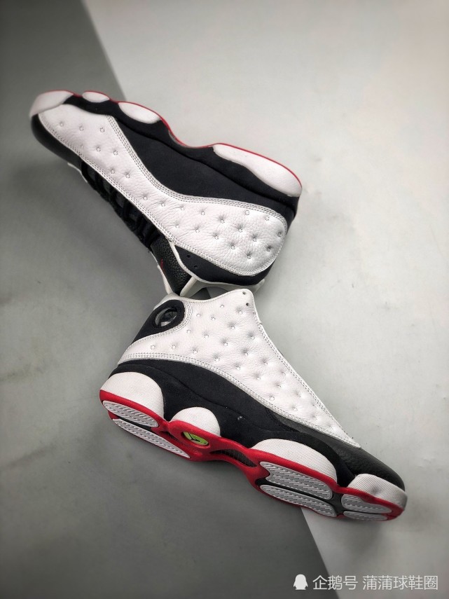 全息logo猫眼airjordan13熊猫开箱测评