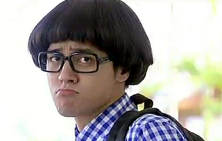 有种"变化"叫丑角色,罗志祥香菇头,宋威龙带牙套,她反而更美