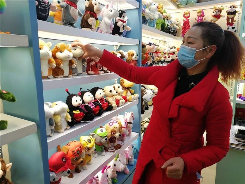 义乌小商品市场率先开门了!现场情况怎么样?