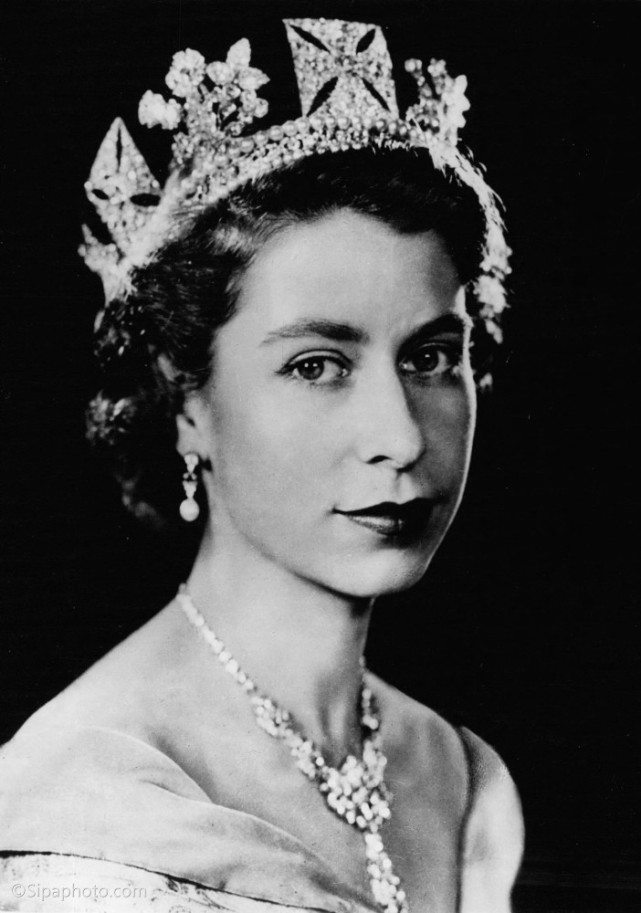 英国女王年轻照图片