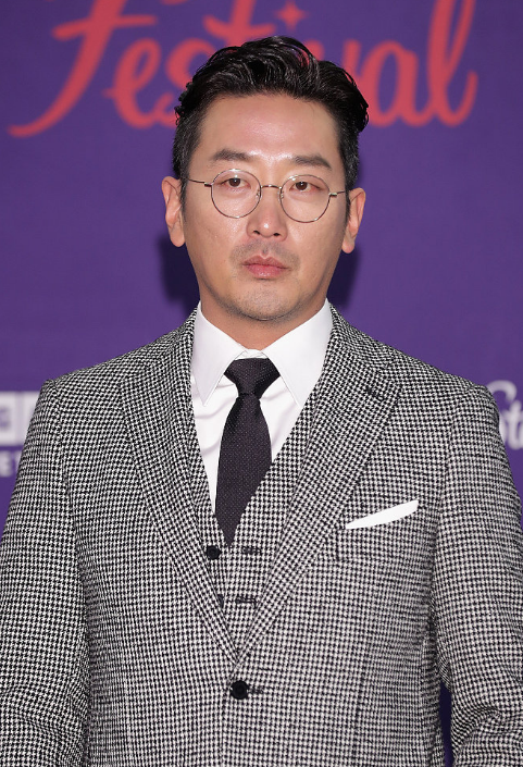 河正宇多次非法注射异丙酚用弟弟的名义干龌蹉事韩圈又要大地震