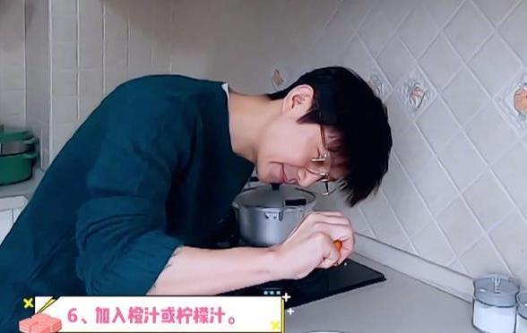 何炅做的酸奶蒸蛋糕想不想吃,关键是简单好做!不用烤也不要打蛋器