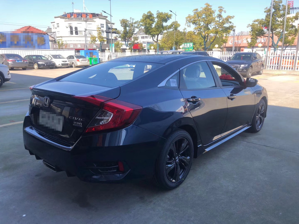 入手本田思域15t燃动版分享真实用车感受这价格我买亏了吗