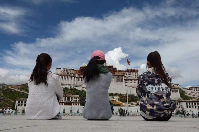 游遍天下,你选跟团游,自由行,还是自助游?各有什么优缺点?