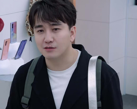 翟天临为何能参加潮流合伙人得知他跟baby的关系真的假的