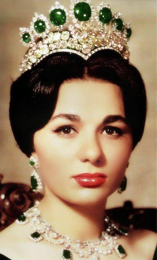 法拉赫·巴列维,伊朗巴列维王朝末代皇后,1938年10月14日出生于伊朗