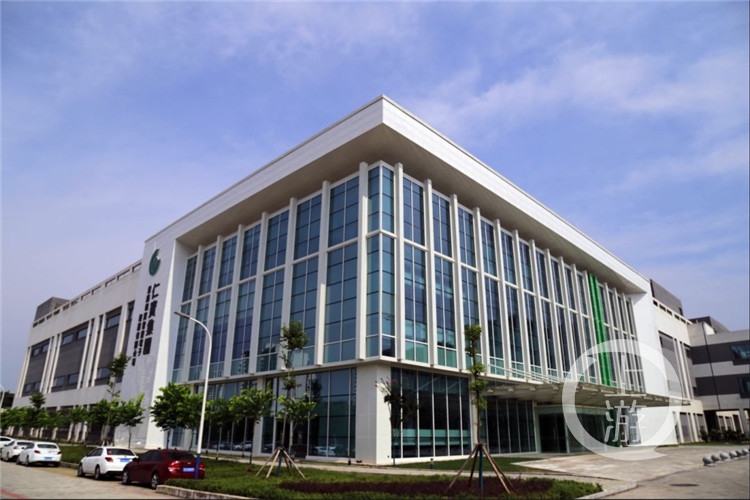 在重庆保税港区内,有纬创,旭硕,翊宝,仁宝等重点智能终端制造企业是