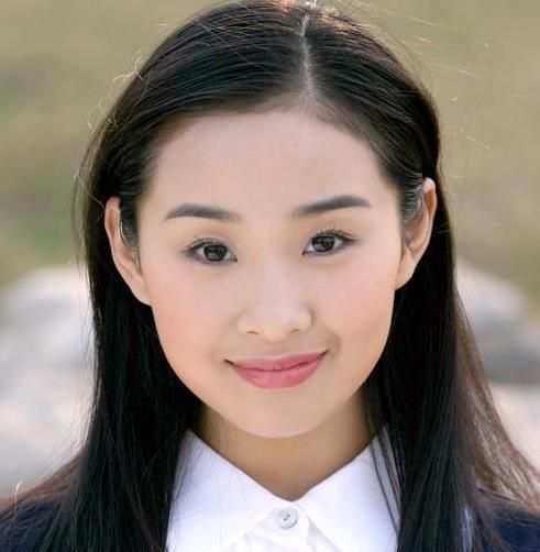 说以上几位演员是意外错失跟张艺谋合作的机会,李欣汝,何琤,付璐璐