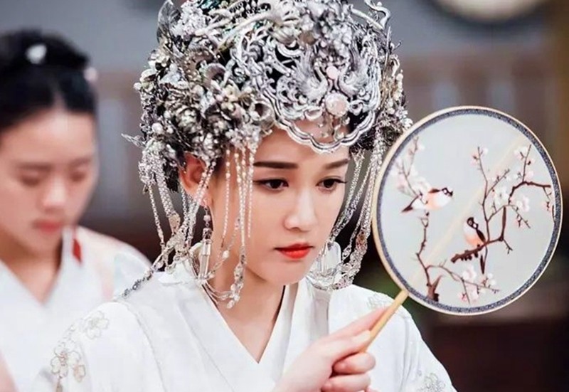 古装剧中女星的白色嫁衣原以为杨紫够美了看到杨幂我爱了