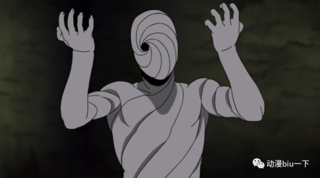 阿飞其实是包裹在带土体表的那个白绝,但是距离带土开启万花筒写轮眼