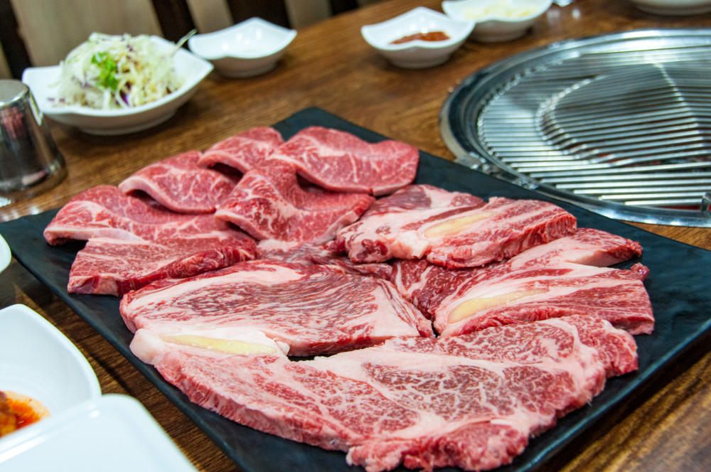 在韩国吃过的最过瘾一次"烤牛肉",份量大,想起来就流口水