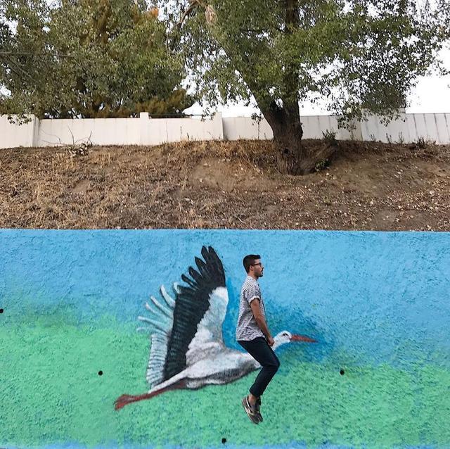 看完这30张脑洞大开的错位摄影作品你会怀疑眼见为实这句话