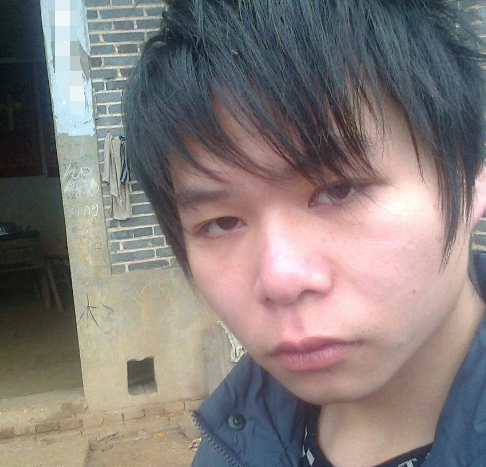 女孩子公认"丑男"有3大特征,全中别质疑,"脱单"基本无望了!