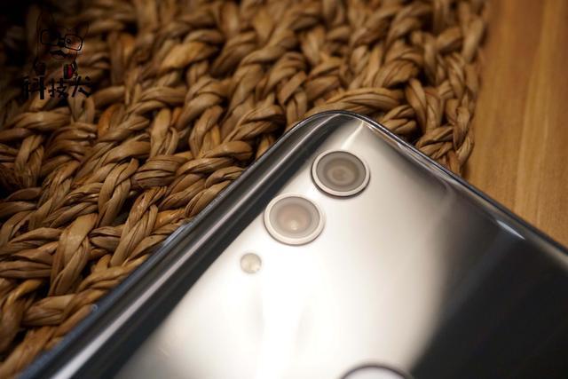 2020年后置指纹解锁智能手机推荐五款机型满足你的需求