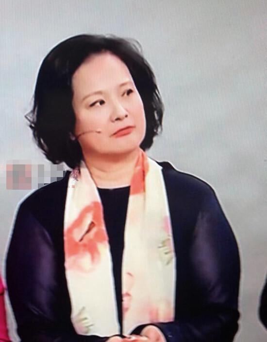 其中小白龙的原配妻子——龙王女儿"万圣公主"就是一个实打实的美女.