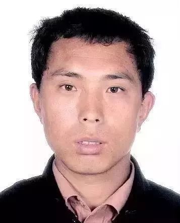 这两人涉重大刑事案件警方悬赏缉拿