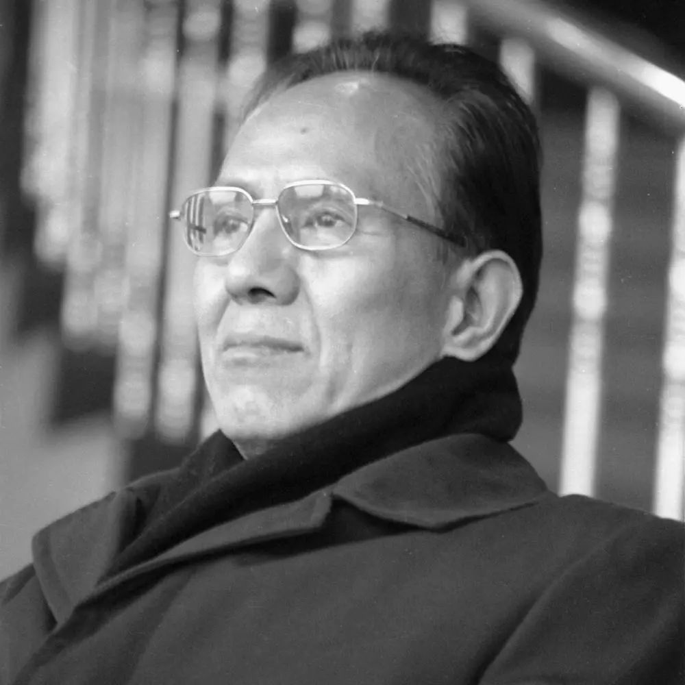 诗人刘章诗上庄里的老叔作品搭石曾入选小学课本