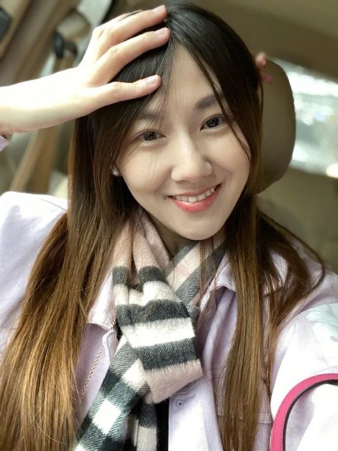 小苍居家再秀厨艺原来她也是那个男人的粉丝