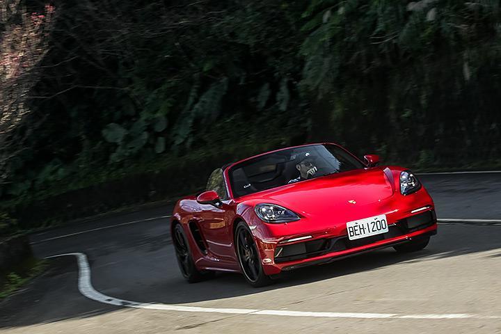 又快又帅气试驾保时捷718boxstergts