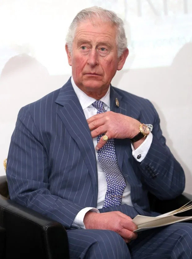 据调查,这名44岁的男子名为安德鲁·马歇尔(andrew marshall)来自英国