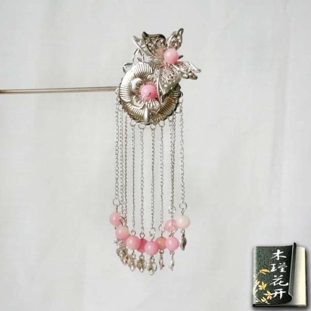 国风服饰云鬓花颜金步摇华丽的发簪外表背后的礼仪文化