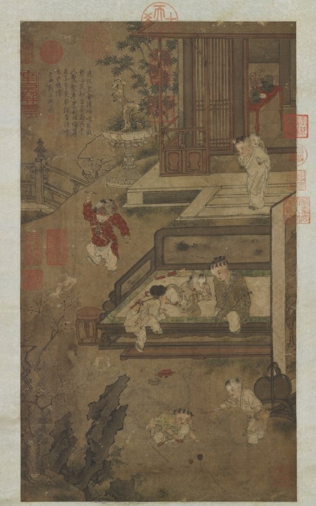 北宋时期的一幅《婴戏图》,戴面具的孩子让人害怕,坐在床上抹口红