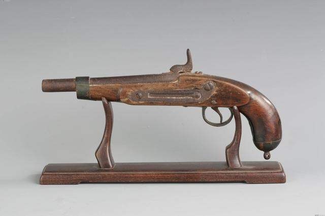 清朝发明世界最早机关枪,连开28枪,却因康熙全毁了!