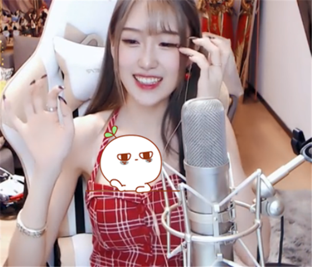 乐不思蜀的腐团儿宅在家里这么久,腐团儿一点都没