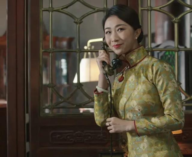 王骏迪惊艳了新世界中穿旗袍婀娜多姿难怪孙红雷这么宠她