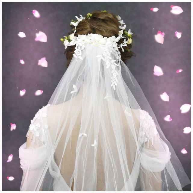 心理测试:你最想在结婚的时候戴上哪个头纱,测你会经历几次婚姻