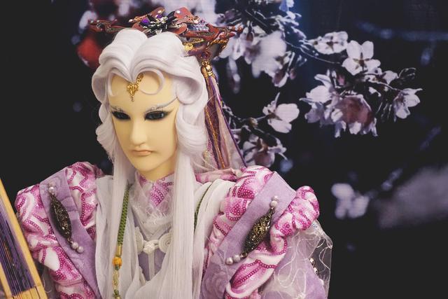 三先天想要问问你,你对得起他们为中原频频出鞘的佛牒,古尘,紫龙影