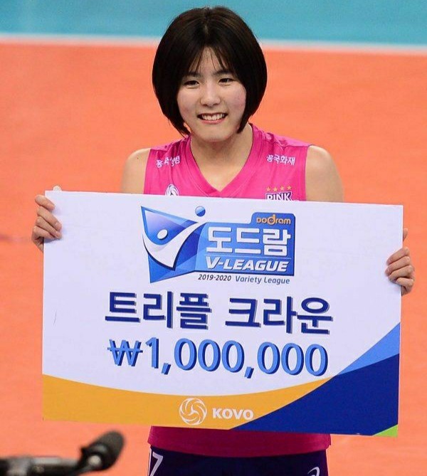 在金软景和李在英的帮助下,韩国女排资格赛决赛以3-0战胜泰国女排