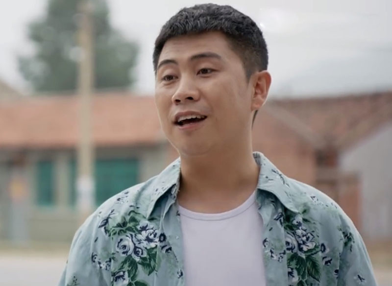 赵本山最小的女徒弟傻白甜的李戈火了顺便还坑了一下师兄