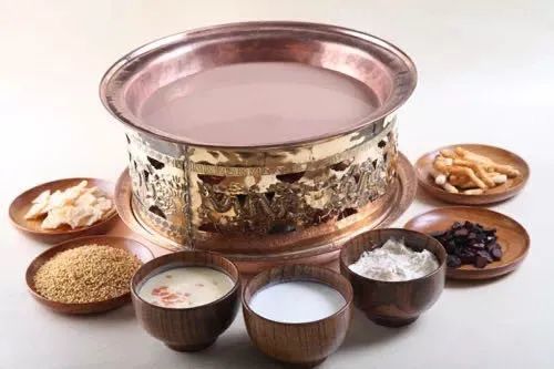 蒙古族饮食文化蒙古奶茶