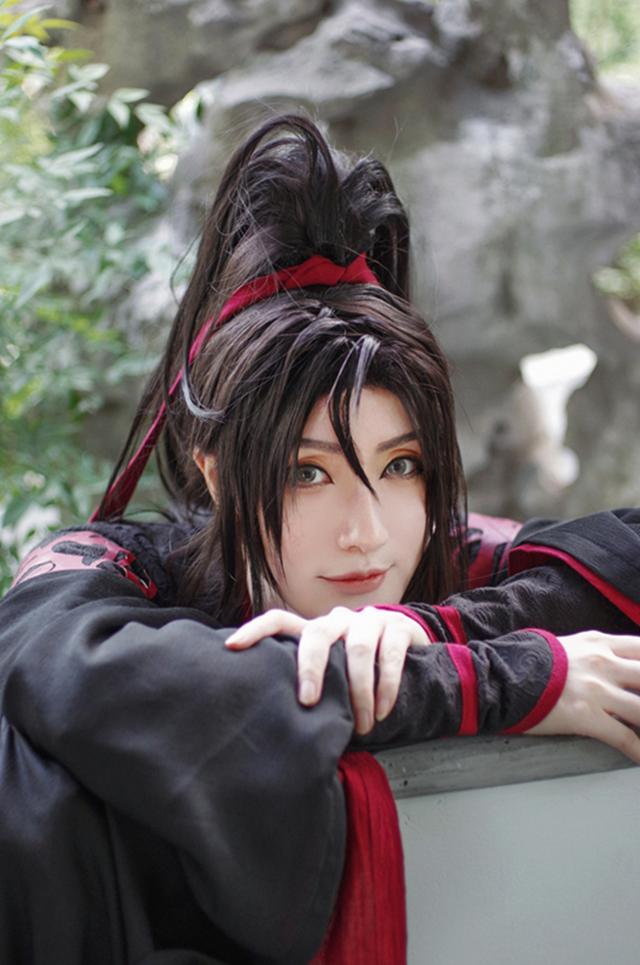 《魔道祖师》中"魏无羡"的cos,还原度极高