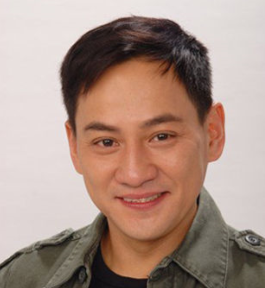 他演最丑"雷震子"走红,卸妆后惊艳众人,比吴彦祖还帅