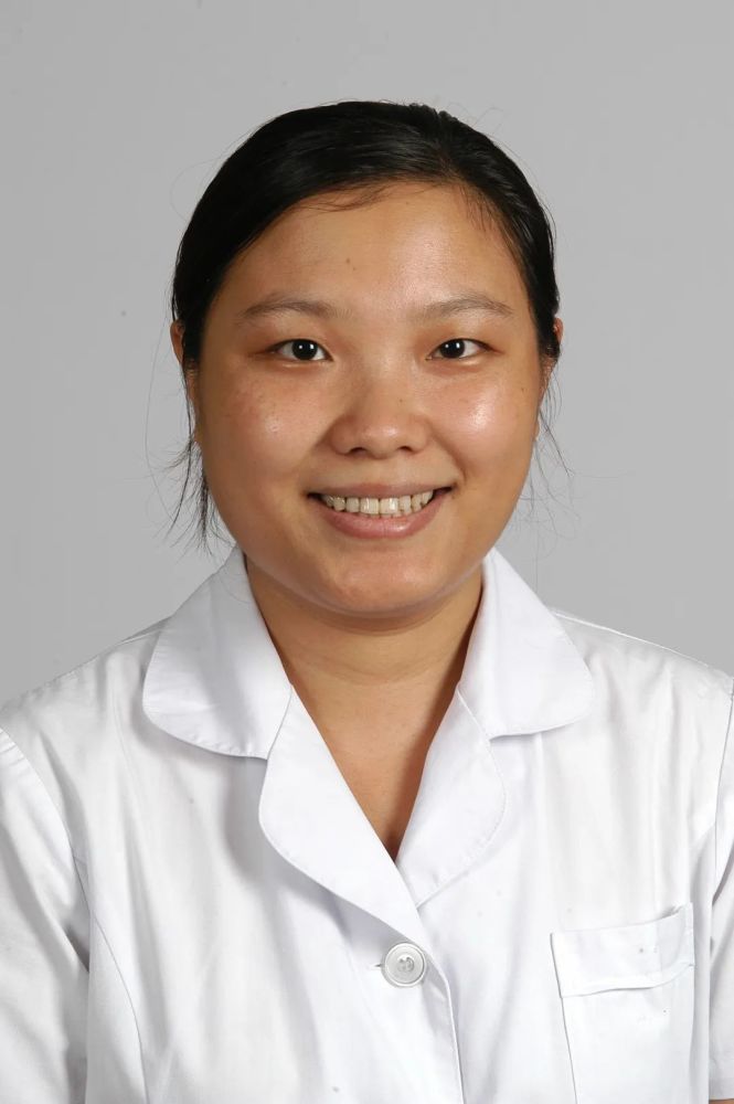 中共党员主管护师毕媛中共党员副主任护师郭莹护士中共党员住院医师