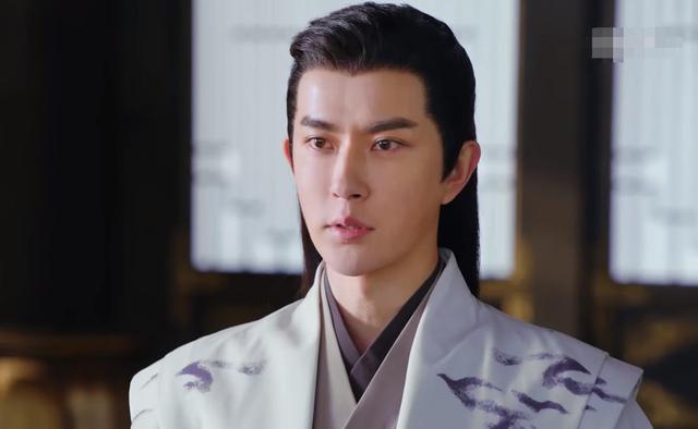 后来黄海冰还演了《隋唐英雄传》的秦叔宝,《西游记后传》的唐僧这两