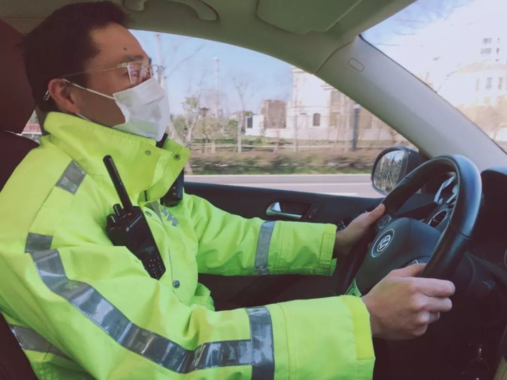 战疫先锋吴哲明爱在战场家在远方