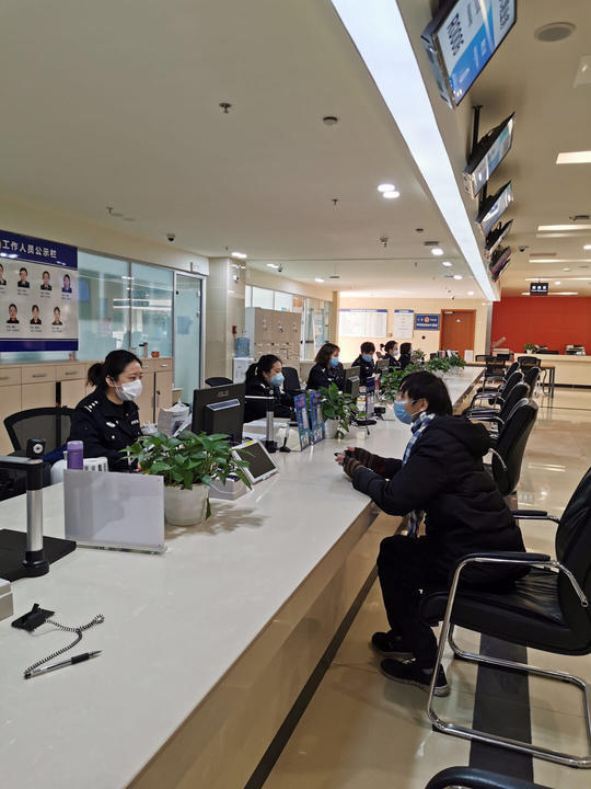 成都郫都的朋友们注意啦 21日起公安局办证有以下福利 腾讯新闻