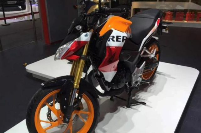 二手摩托车怎么选 这四款只要万元出头 老摩友 动力强还保值 摩托车 街车 二手车 250cc