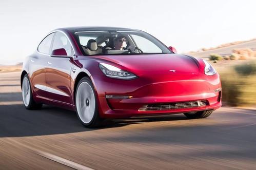 特斯拉Model 3“远程模式”续航超过560公里 马斯克发文祝贺