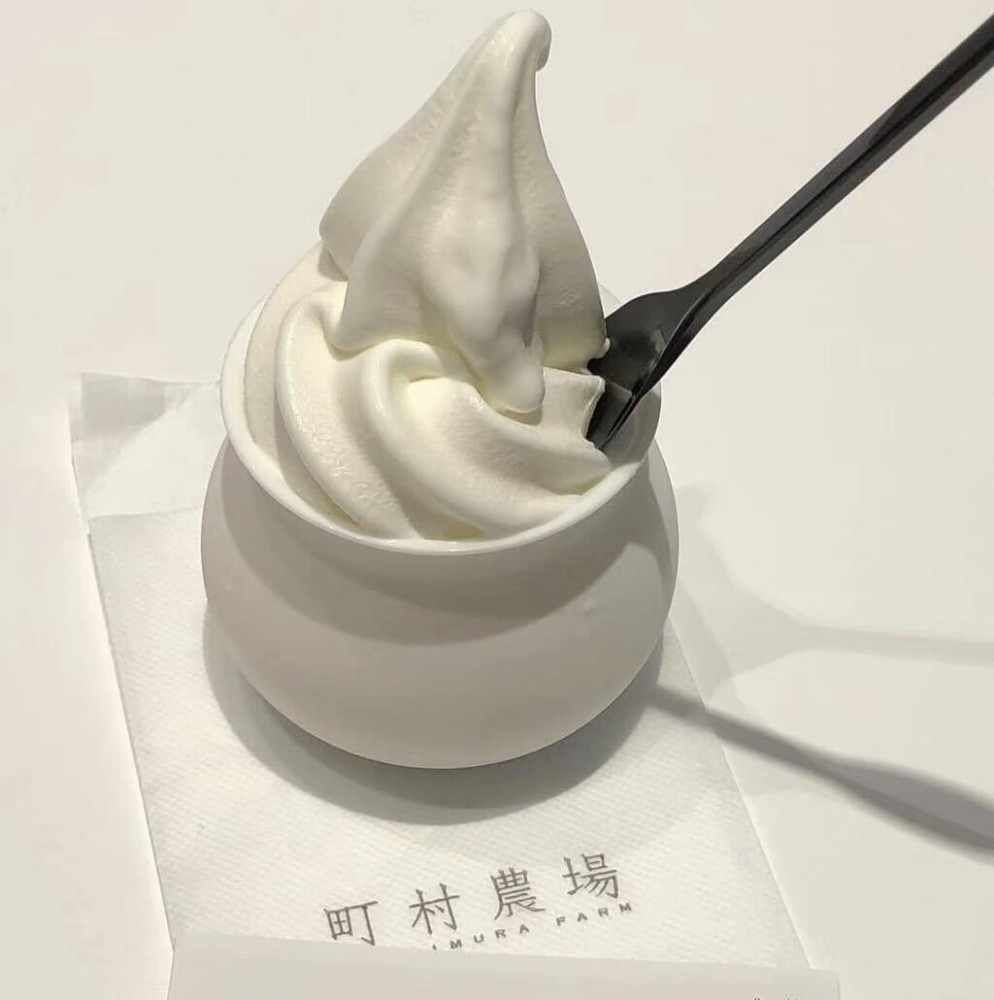 微丧·氟西汀·背景图:人生全是直播,没有彩排!