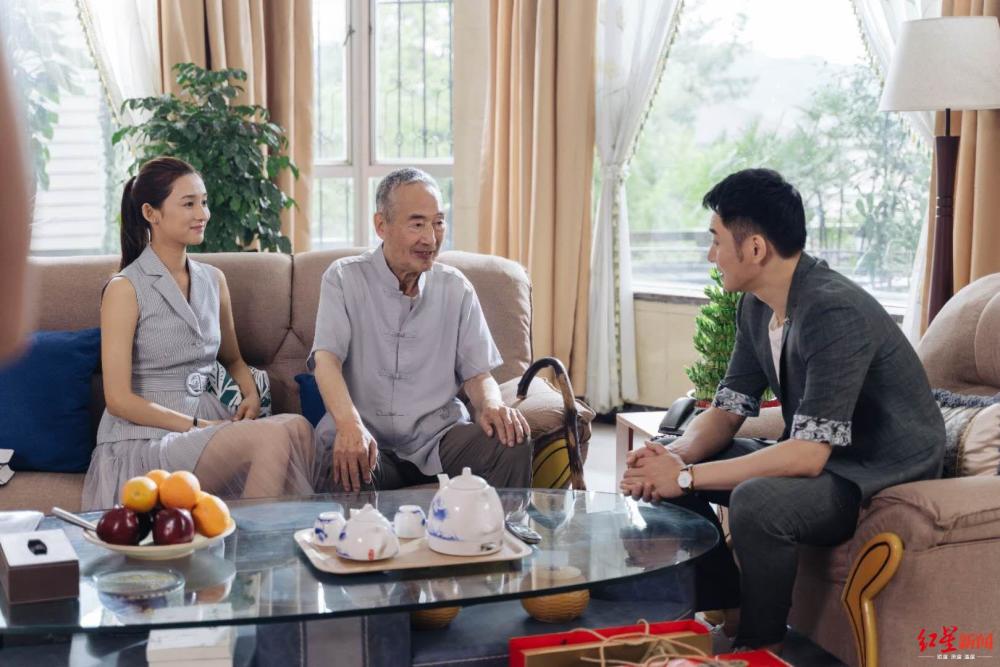 图据受访者杜雨露近年来的两部作品《温州三家人》,《奋进的旋律》都