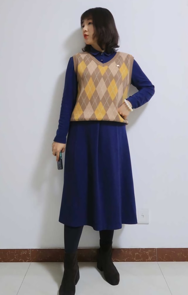 这小姑娘身高160体重106穿搭却倍儿时髦有甜甜的初恋感