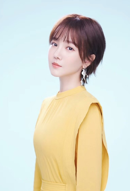 有种"整容"叫陈小纭长头发!本以为很违和,看清效果被惊艳到了