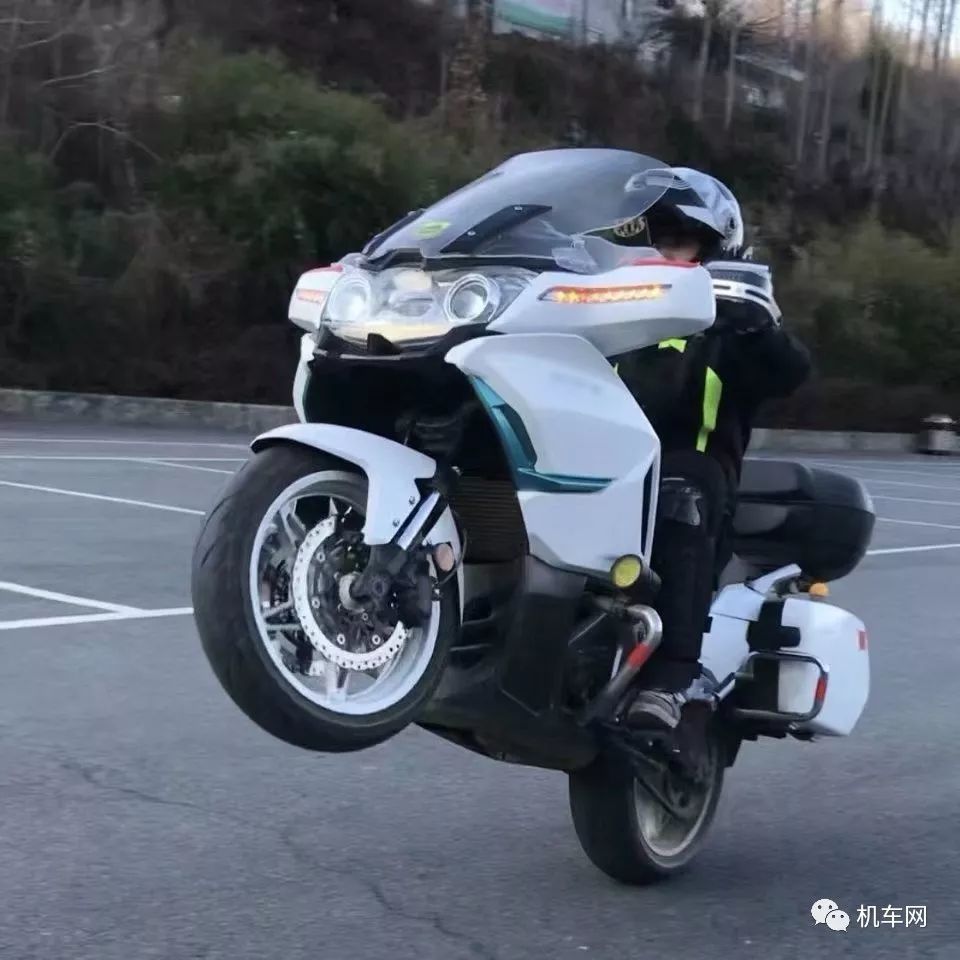 从125cc到650cc 见证爱情 遇到 机情 腾讯新闻