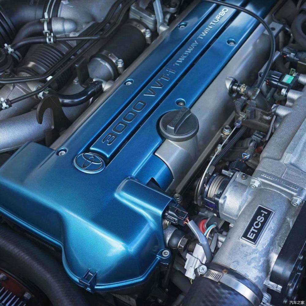 丰田supra,2jz-gte发动机只有两种状态,一种是素车另一种就是千匹